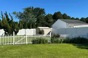 200 Howard Dr, Monroe Township, NJ 08094 - Photo 11
