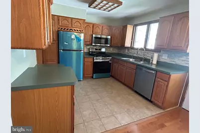200 Howard Drive, Monroe Township, NJ 08094 - Photo 13