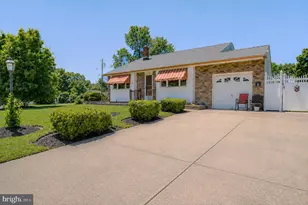 103 Barclay Dr, Blackwood, NJ 08012 - Photo 3