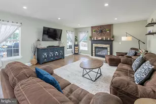 700 Sherwood Dr, Monroe Township, NJ 08094 - Photo 15