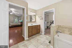 92 Lauren Way, Franklin Township, NJ 08322 - Photo 47