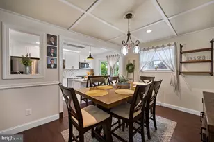 812 Jamestown Rd, Washington Township, NJ 08012 - Photo 9
