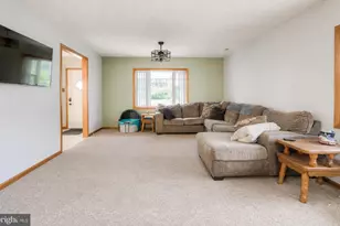 654 Lebanon Ave, Monroe Township, NJ 08094 - Photo 11