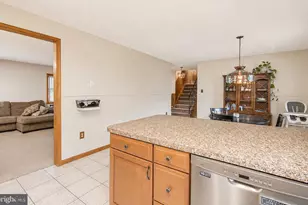 654 Lebanon Ave, Monroe Township, NJ 08094 - Photo 5