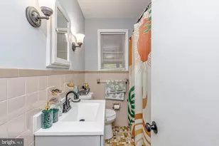 319 Pine St, Monroe Township, NJ 08094 - Photo 9
