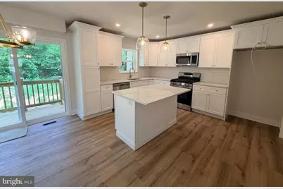 559 Shields Avenue, West Deptford Township, NJ 08096 - Photo 5