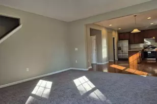 8 Locust Ln, Swedesboro, NJ 08085 - Photo 5