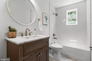 1051 Bradford Dr, Monroe Township, NJ 08094 - Photo 15
