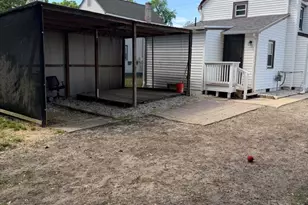 135 Water St, Swedesboro, NJ 08085 - Photo 3
