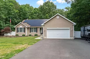 110 Lewis Ct, Franklin Township, NJ 08322 - Photo 1