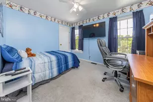 24 Hollybush Dr, Glassboro, NJ 08028 - Photo 31