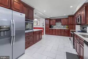 24 Hollybush Dr, Glassboro, NJ 08028 - Photo 17
