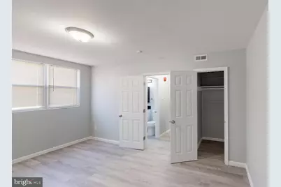 910 Gateway Boulevard #D5, Westville, NJ 08093 - Photo 5