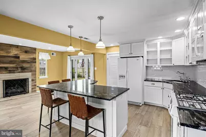 118 Robins Run E, Swedesboro, NJ 08085 - Photo 9