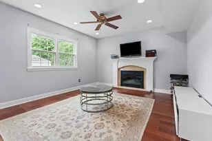 8 Chesterfield Rd, Sewell, NJ 08080 - Photo 17