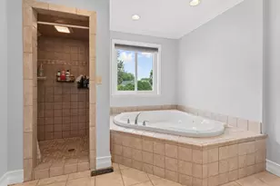 8 Chesterfield Rd, Sewell, NJ 08080 - Photo 27