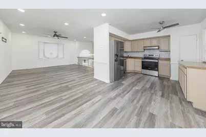 773 W Jersey Avenue, Woodbury Heights, NJ 08097 - Photo 11