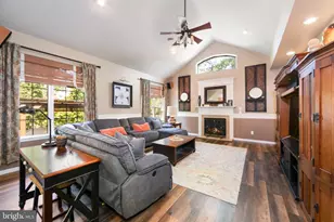 804 Monet Ct, Monroe Township, NJ 08094 - Photo 17
