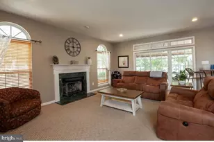1052 Bonnie Blue Cir, Monroe Township, NJ 08094 - Photo 7