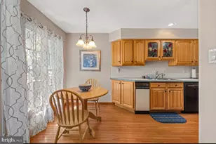 1106 Meadows Dr, Monroe Township, NJ 08094 - Photo 7