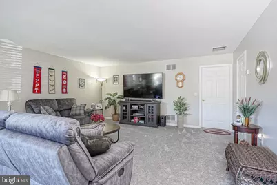 306 Brandywine Drive, Monroe Township, NJ 08094 - Photo 5