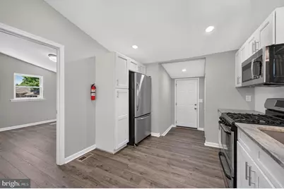 27 S Market Street, Greenwich Township, NJ 08027 - Photo 11