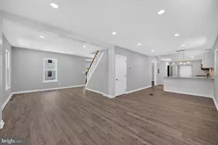 27 S Market St, Greenwich Township, NJ 08027 - Photo 1
