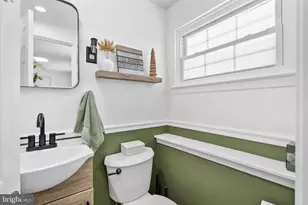 1049 Standish Dr, Blackwood, NJ 08012 - Photo 11
