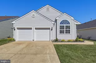 529 Key W Dr, Monroe Township, NJ 08094 - Photo 1