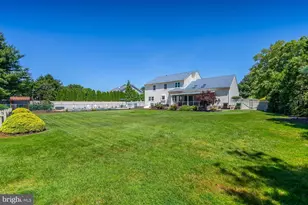 2 Mansoor Ct, Sewell, NJ 08080 - Photo 3