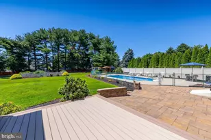 2 Mansoor Ct, Sewell, NJ 08080 - Photo 7