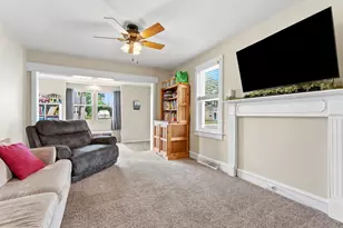 154 Red Bank Ave, West Deptford, NJ 08096 - Photo 5