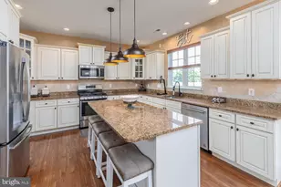 301 Long Meadow Dr, Harrison Township, NJ 08062 - Photo 11