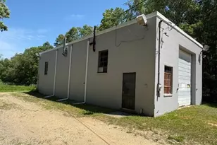 611 Fries Mill Rd, Monroe Township, NJ 08094 - Photo 1