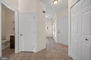 817 Thoreau Ln, Monroe Township, NJ 08094 - Photo 13