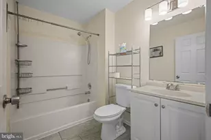 817 Thoreau Ln, Monroe Township, NJ 08094 - Photo 19