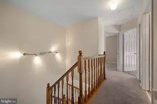 817 Thoreau Ln, Monroe Township, NJ 08094 - Photo 17