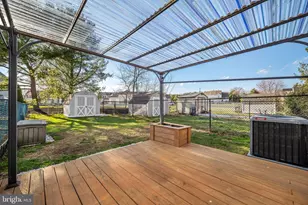 817 Thoreau Ln, Monroe Township, NJ 08094 - Photo 5
