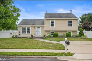 204 Lomond Rd, Monroe Township, NJ 08094 - Photo 3