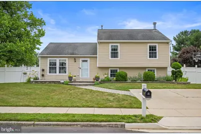 204 Lomond Road, Monroe Township, NJ 08094 - Photo 3