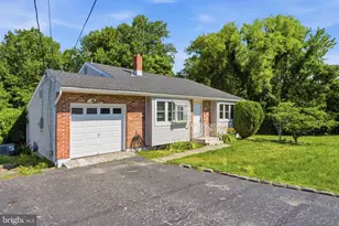 149 Greentree Rd, Blackwood, NJ 08012 - Photo 3