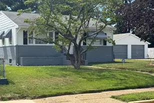 260 Beacon Ave, Paulsboro, NJ 08066 - Photo 1
