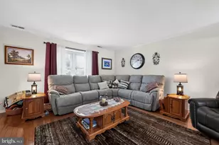 1 Quay Cir, Sewell, NJ 08080 - Photo 11