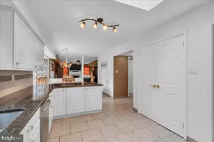 27 Spring Mill Dr, Sewell, NJ 08080 - Photo 9