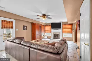 27 Spring Mill Dr, Sewell, NJ 08080 - Photo 3