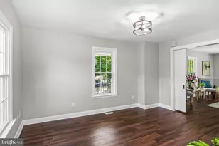 402 Barnsboro Rd, Sewell, NJ 08080 - Photo 9