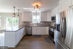 7 Houston Ave, Westville, NJ 08093 - Photo 11