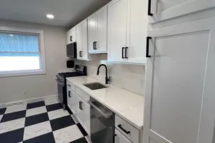 825 Lexington Ave, Washington Township, NJ 08012 - Photo 13