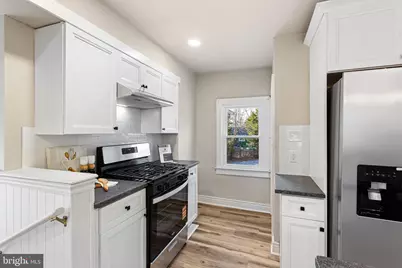 945 Washington Avenue, Franklin Township, NJ 08322 - Photo 9