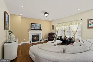 836 Rosetree Dr, Monroe Township, NJ 08094 - Photo 7